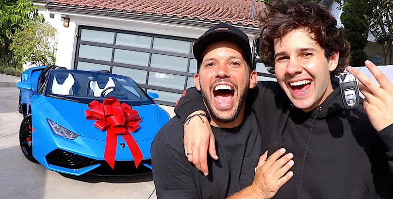WATCH MY NEWEST VLOG HERE