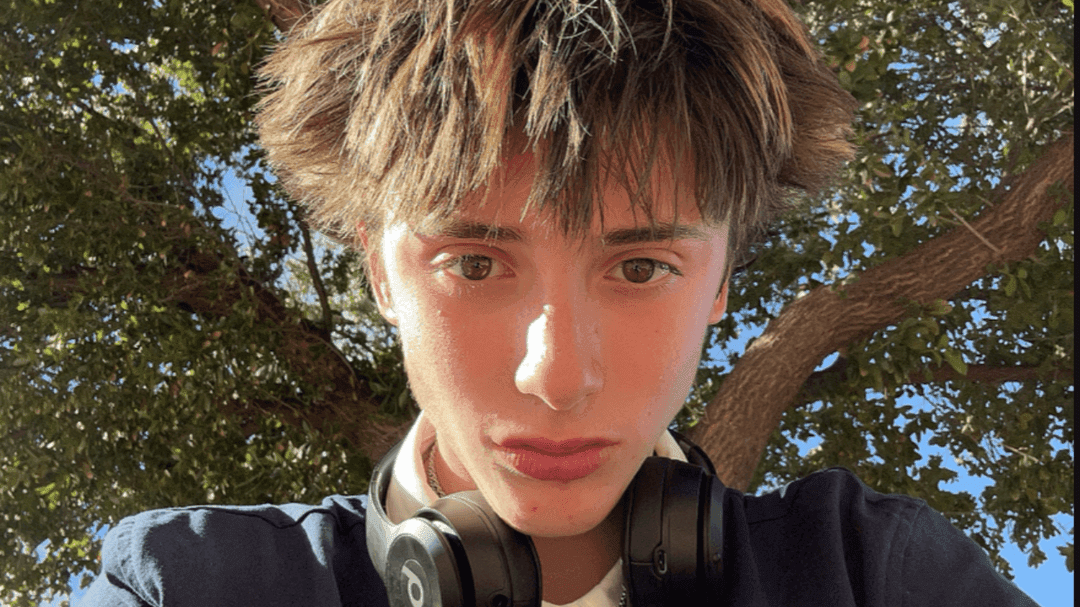 follow my Twitch
