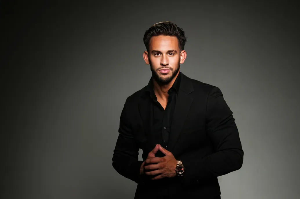 Rising Stars: Meet Robby Delwarte of Beverly Hills - Voyage LA Magazine | LA City Guide