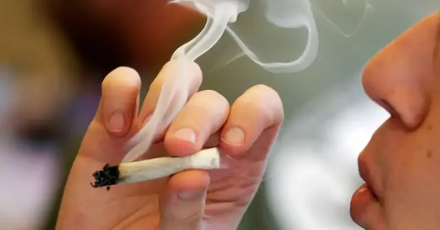 HUFFPOST - Avoid These Rude Behaviors When Smoking Weed On 4/20