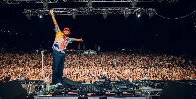 CATCH ME ON TOUR