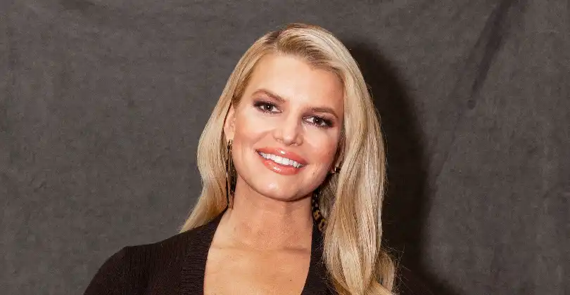Jessica Simpson Faces ‘Financial Crunch’