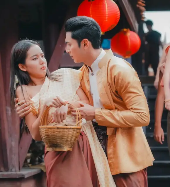 ดูซีรี่ย์ออนไลน์ คุณพี่เจ้าขา ดิฉันเป็นห่านมิใช่หงส์ EP.10 (ตอนที่ 10) ดูฟรี ไม่มีโฆษณา - ดูซีรี่ย์ออนไลน์ คุณพี่เจ้าขา ดิฉันเป็นห่านมิใช่หงส์ EP.10 (ตอนที่10) ทางช่อง 3 HD บนTrueID