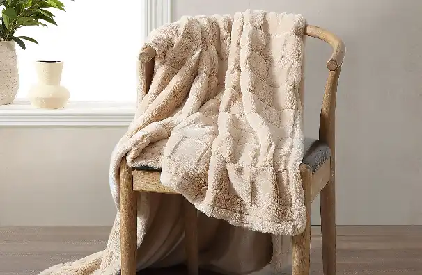 Wheat: Faux Fur Throw Blanket