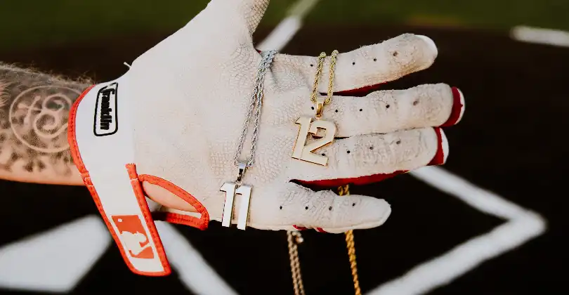Triple Crown Jewelry Code "KNEZ" for 20% OFF