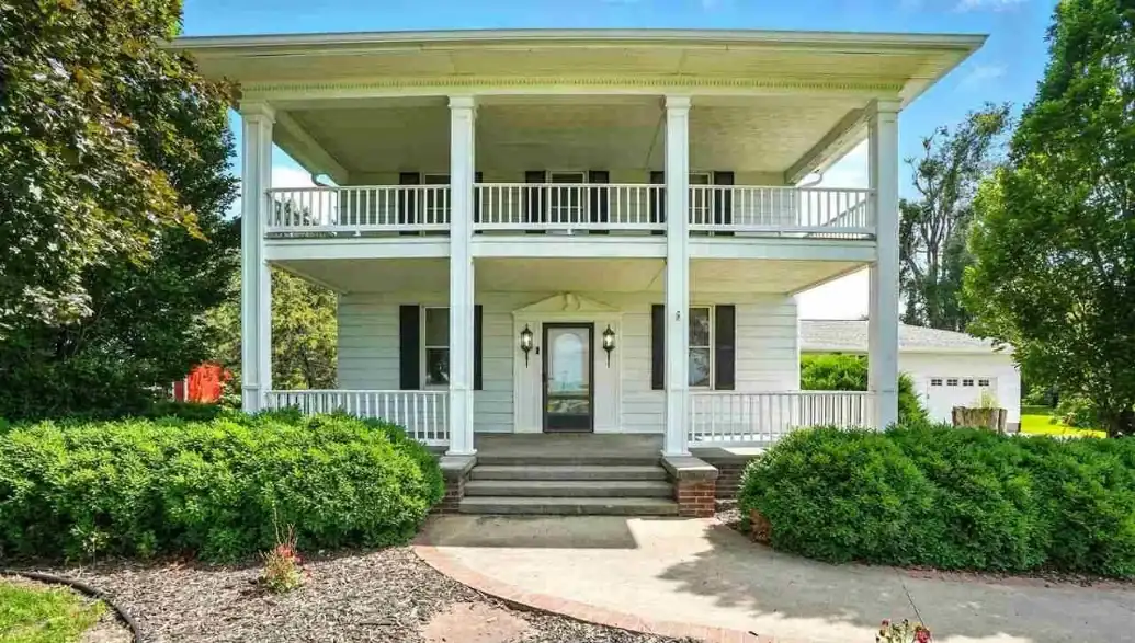 Under Contract!