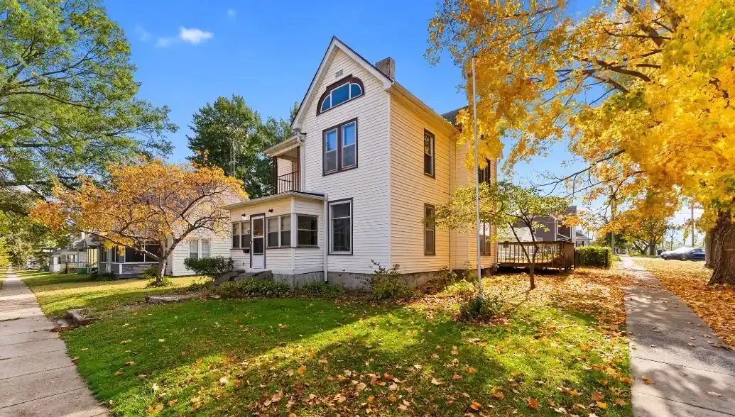 400 E 3rd St, West Liberty, IA 52776