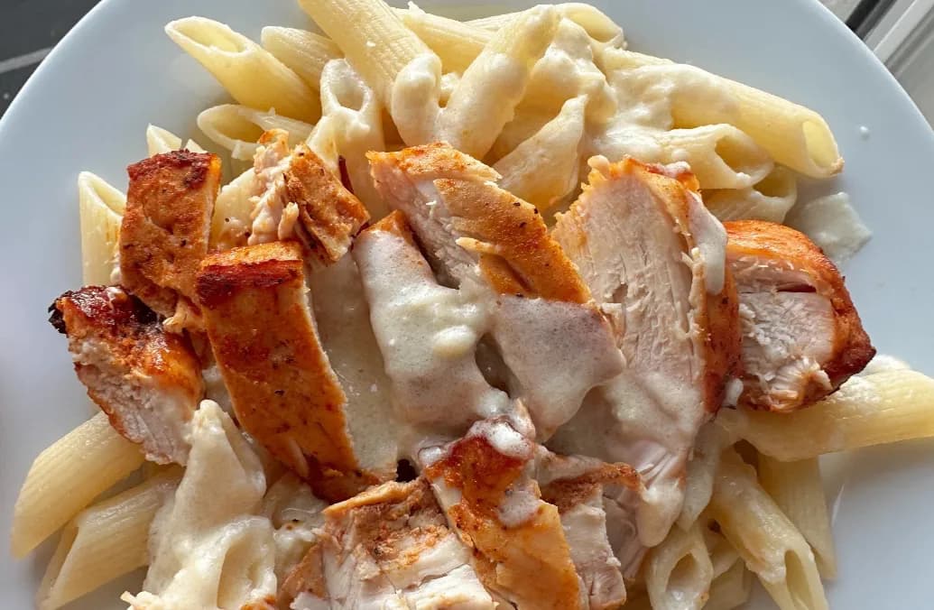Simple Chicken Alfredo