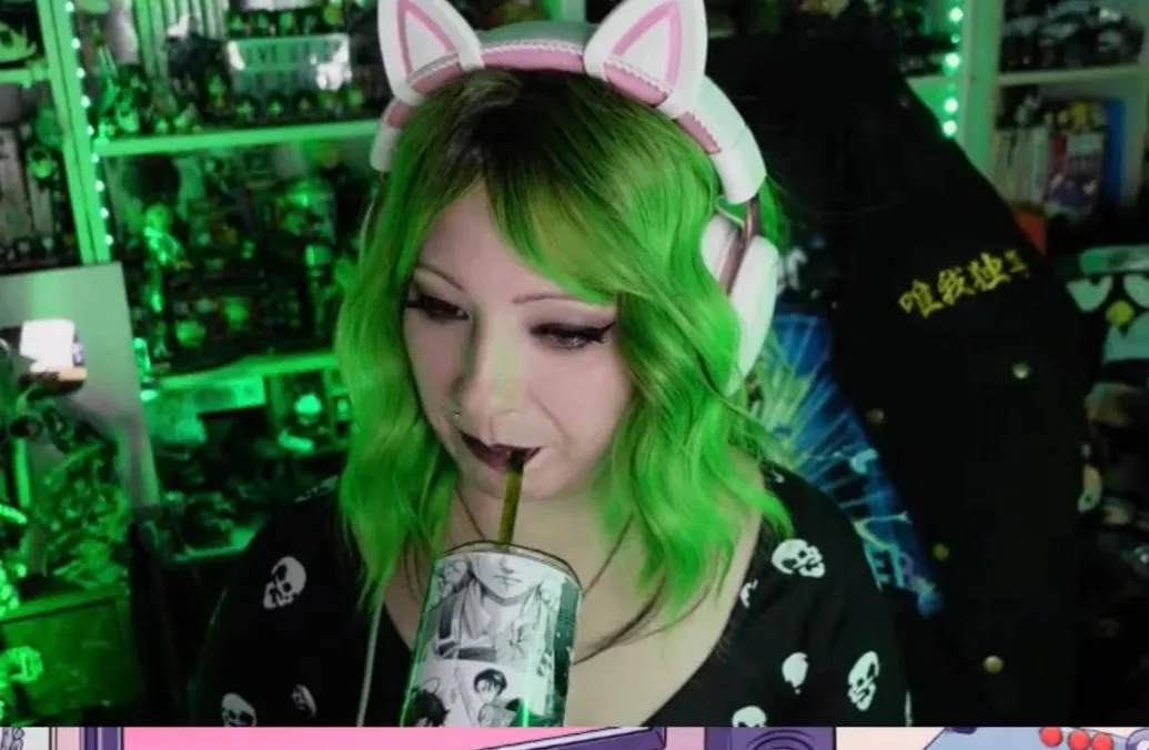 Watch me on Twitch! ----LIVE Mon||Wed||Fri @ 9pm