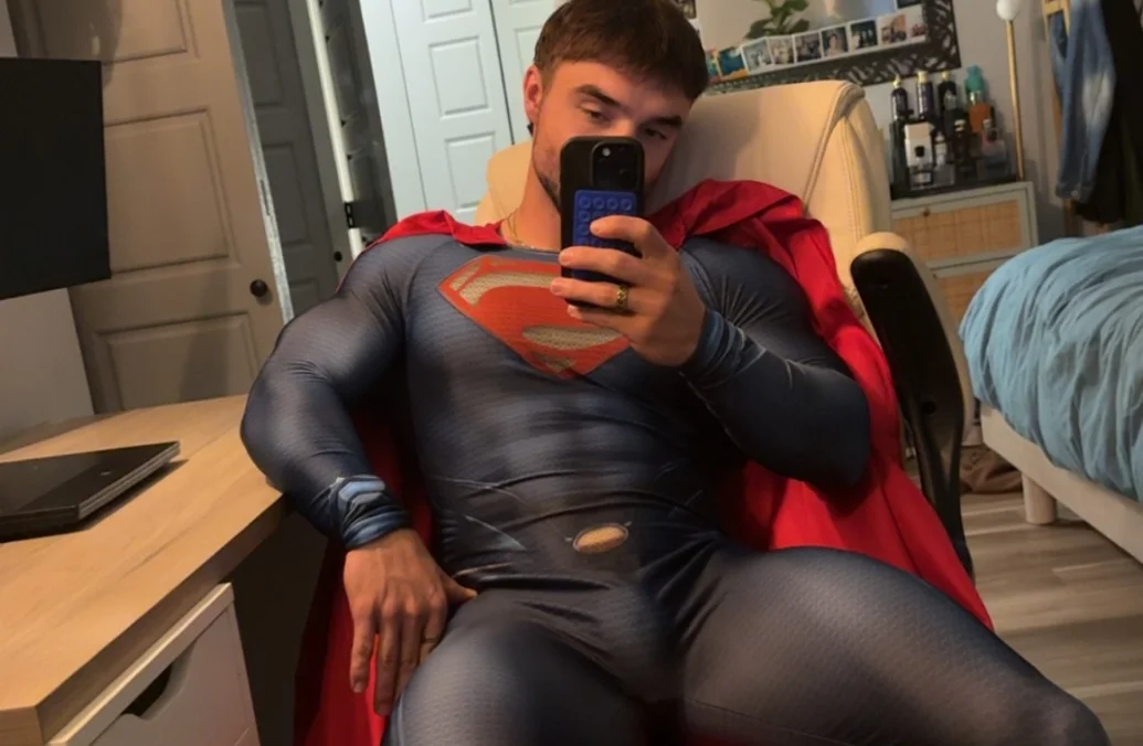 Throne 👑 Add your @handle so i can message you!