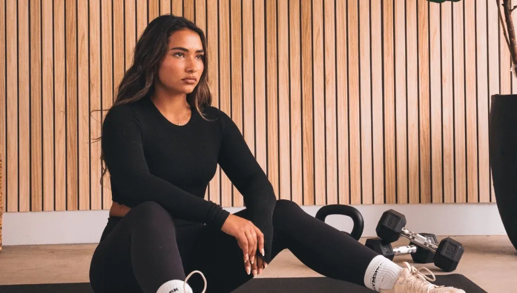 STRONG IN SIX (workout program)