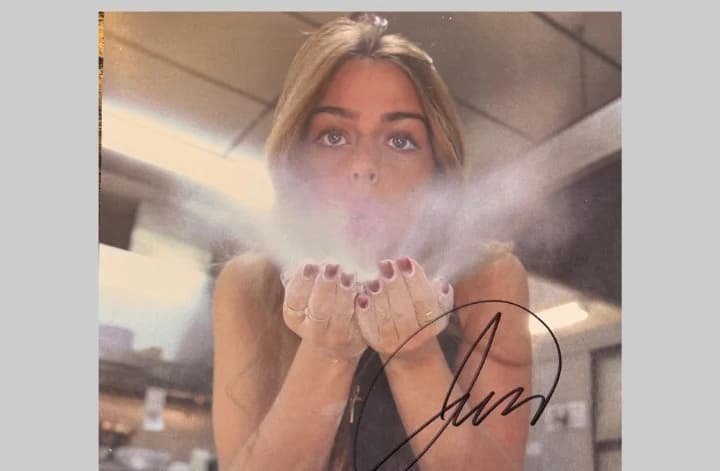 8x10 Autographed Photo – From Me to You! 8x10 Autographed Photo – From Me to You!