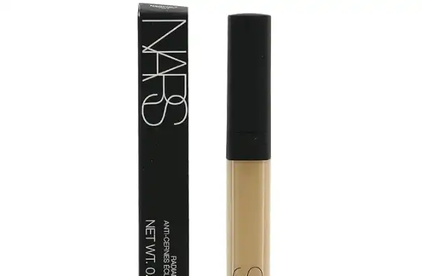 Nar Radiant Creamy Concealer Praline Full Size