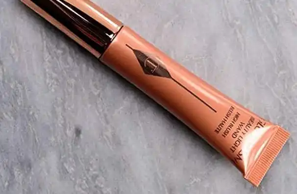 Charlotte Tilbury Glowgasm Beauty Light Wand Gel Highlighter