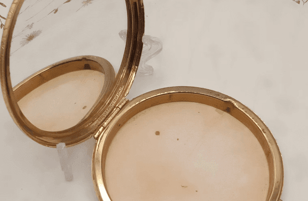 Vintage compact mirror