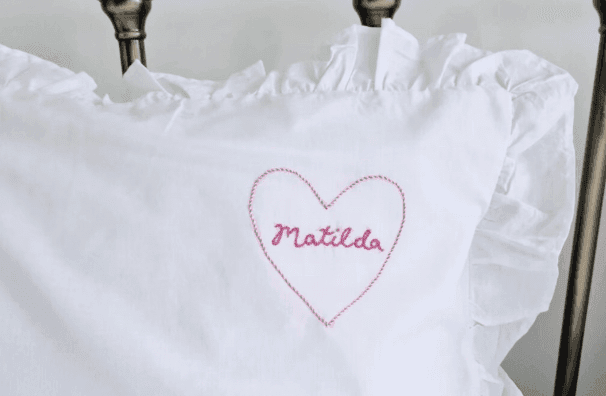 Embroidered pillowcase 