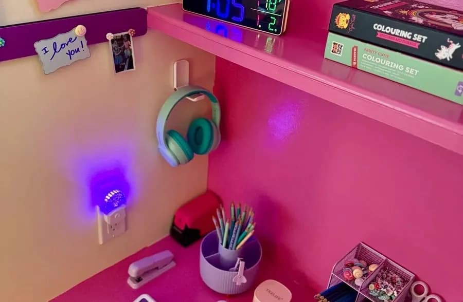 ADHD FRIENDLY DESK