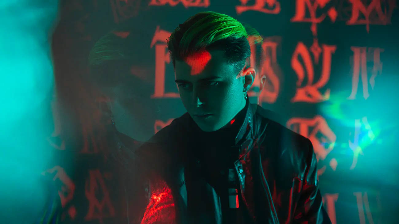 Patreon: presets & wallpapers