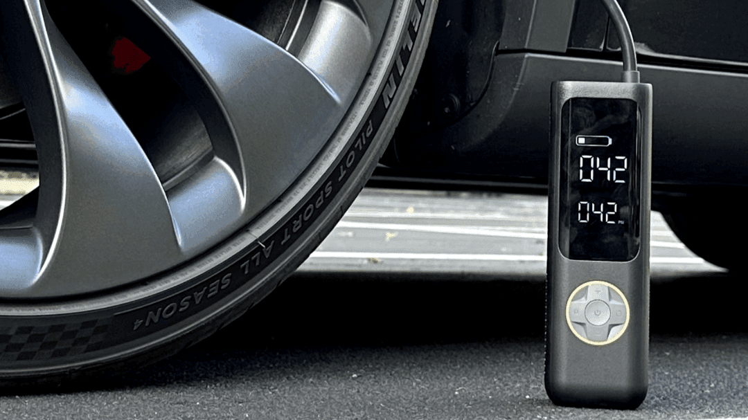 Fanttik Tire Inflator code TESLAFLEX $40 off