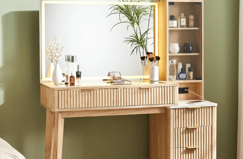 Makeup Vanity