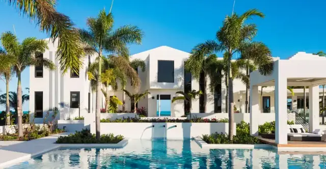 Explore Luxury Villas Worldwide
