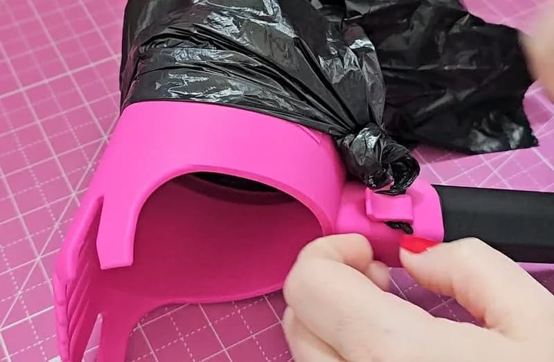 Shop Bag Pooper Scooper