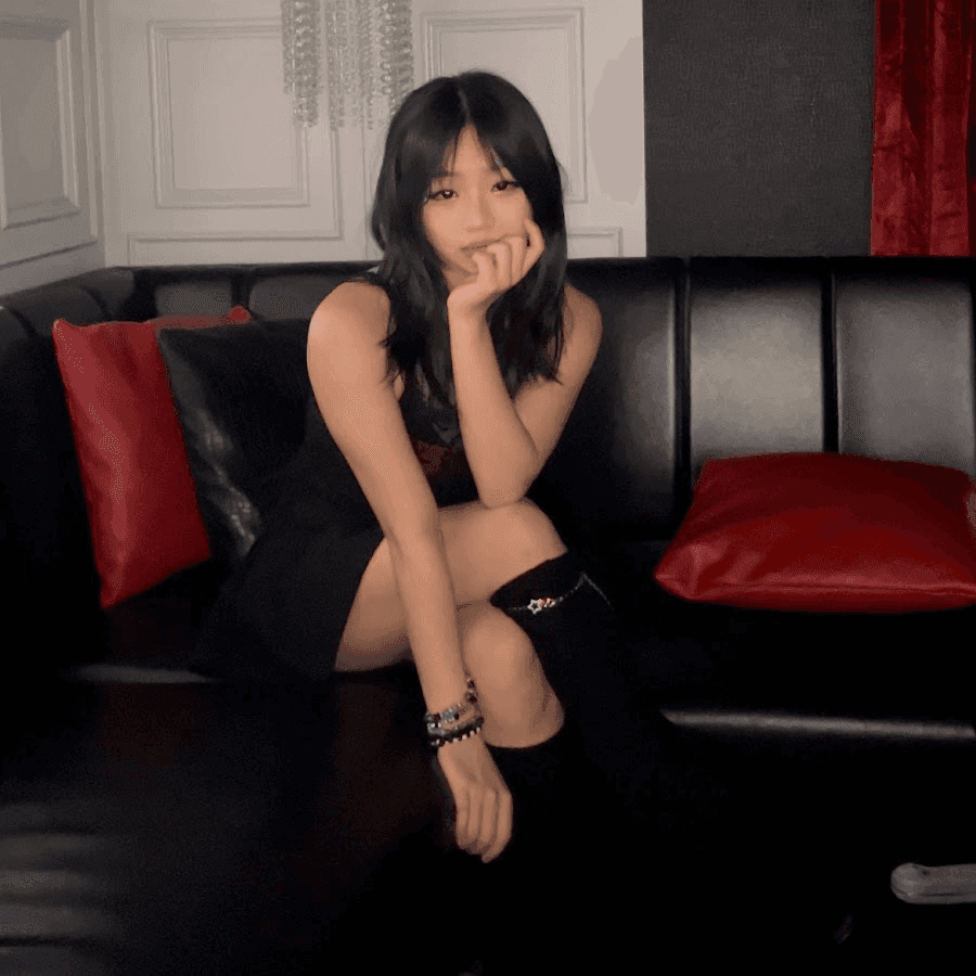 Makeup/Fashion/GRWM YouTube Channel