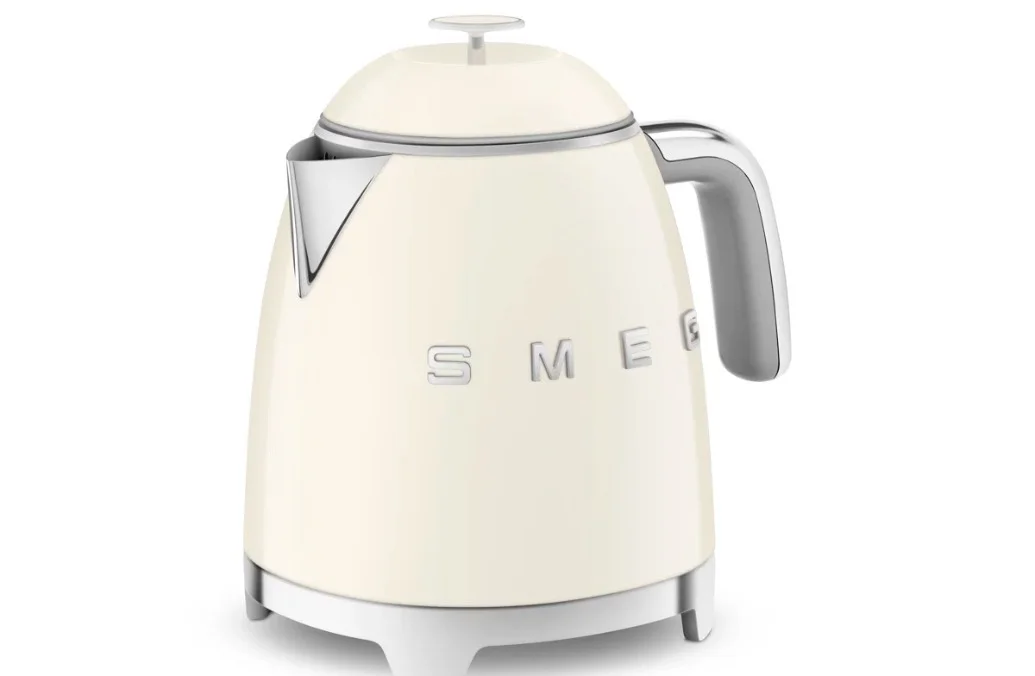 SMEG Kettle
