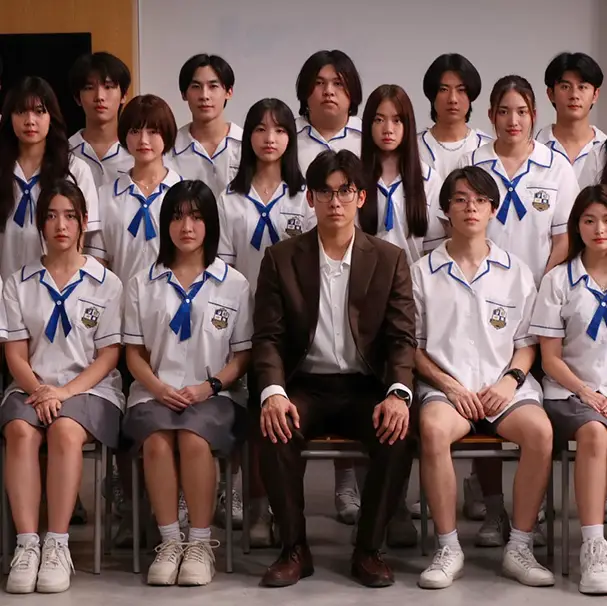 《ดูซีรีส์ฟรี!!》» “HOMEROOM 29 ตัวประกัน” เต็มเรื่อง (EP.1-5) ย้อนหลังออนไลน์ ทุกตอนฟรี | Popl