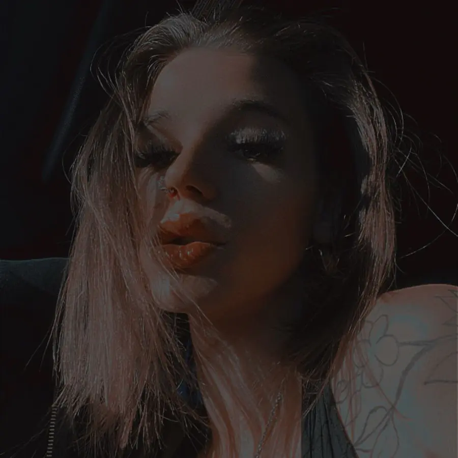 Adia diamond 