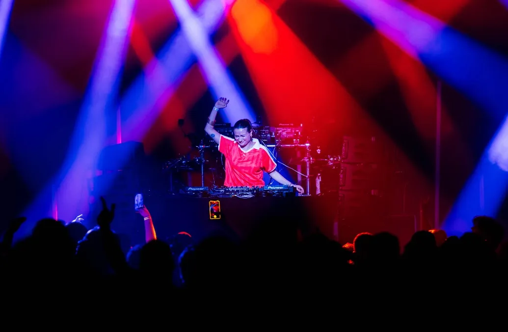 MLE - LIVE @ Brooklyn Steel
