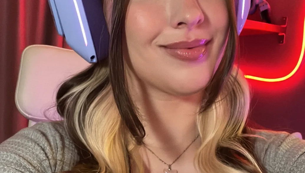 Twitch ⭐️ I stream 3x a week!