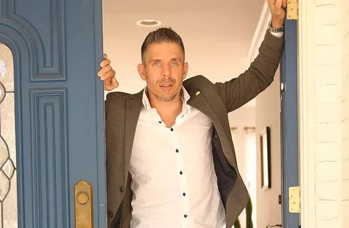 FEEL MICK BLUE