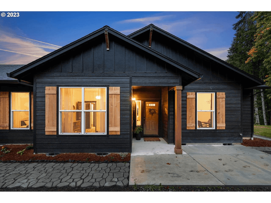197 Idaho View Rd, Woodland, WA 98674