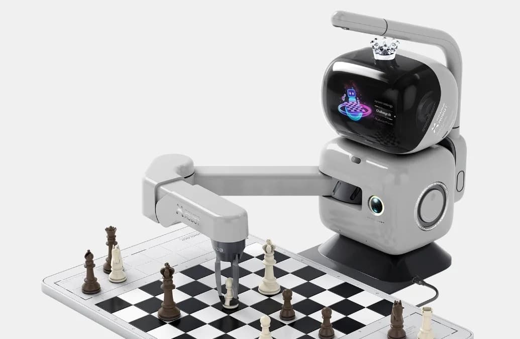 SenseRobot Chess- Use "madtechtalk" code for 25% discount!