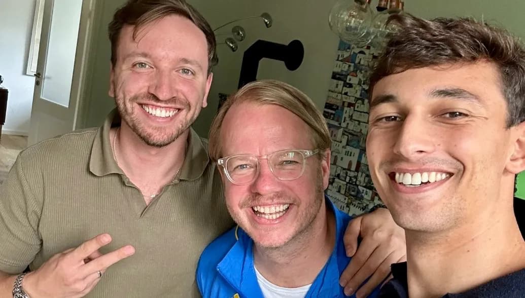 WhatsApp: For Founders Circle