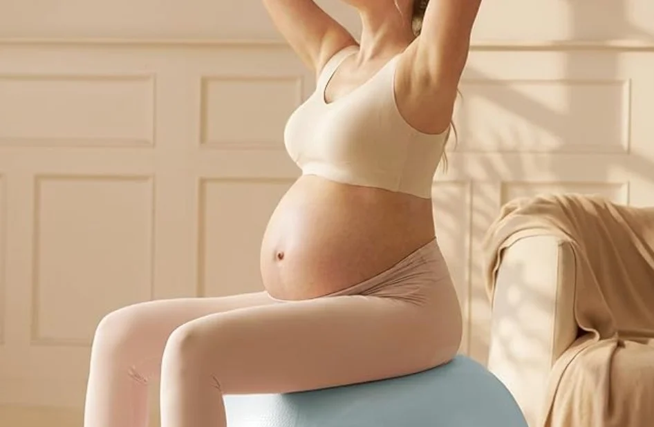 Momcozy Maternity Ball — Code: LORENRO20F