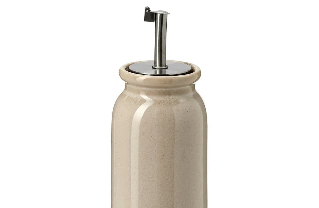 Oil dispenser