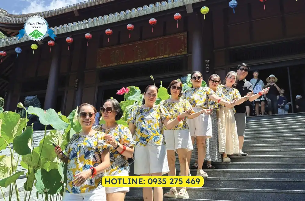 Vé Núi Thần Tài Giá Rẻ Dịch Vụ Tốt Nhất 2026 | NGỌC THẠCH TRAVEL