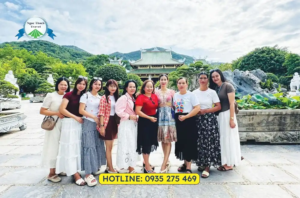 Tour Đà Nẵng 3 Ngày 2 Hội An Bà Nà Hills | NGỌC THẠCH TRAVEL