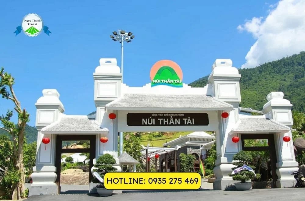 Review Công Viên Suối Khoáng Nóng Núi Thần Tài: Đi Thế Nào, Chơi Gì, Giá Bao Nhiêu?