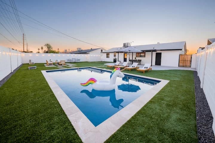 Home in Scottsdale · ★4.97 · 3 bedrooms · 3 beds · 2 shared baths