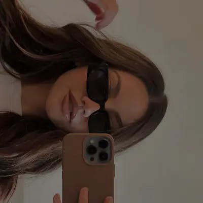 Lauren Rose's profile image