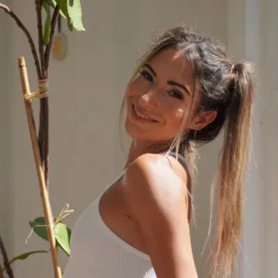 Elena Cruz's profile image